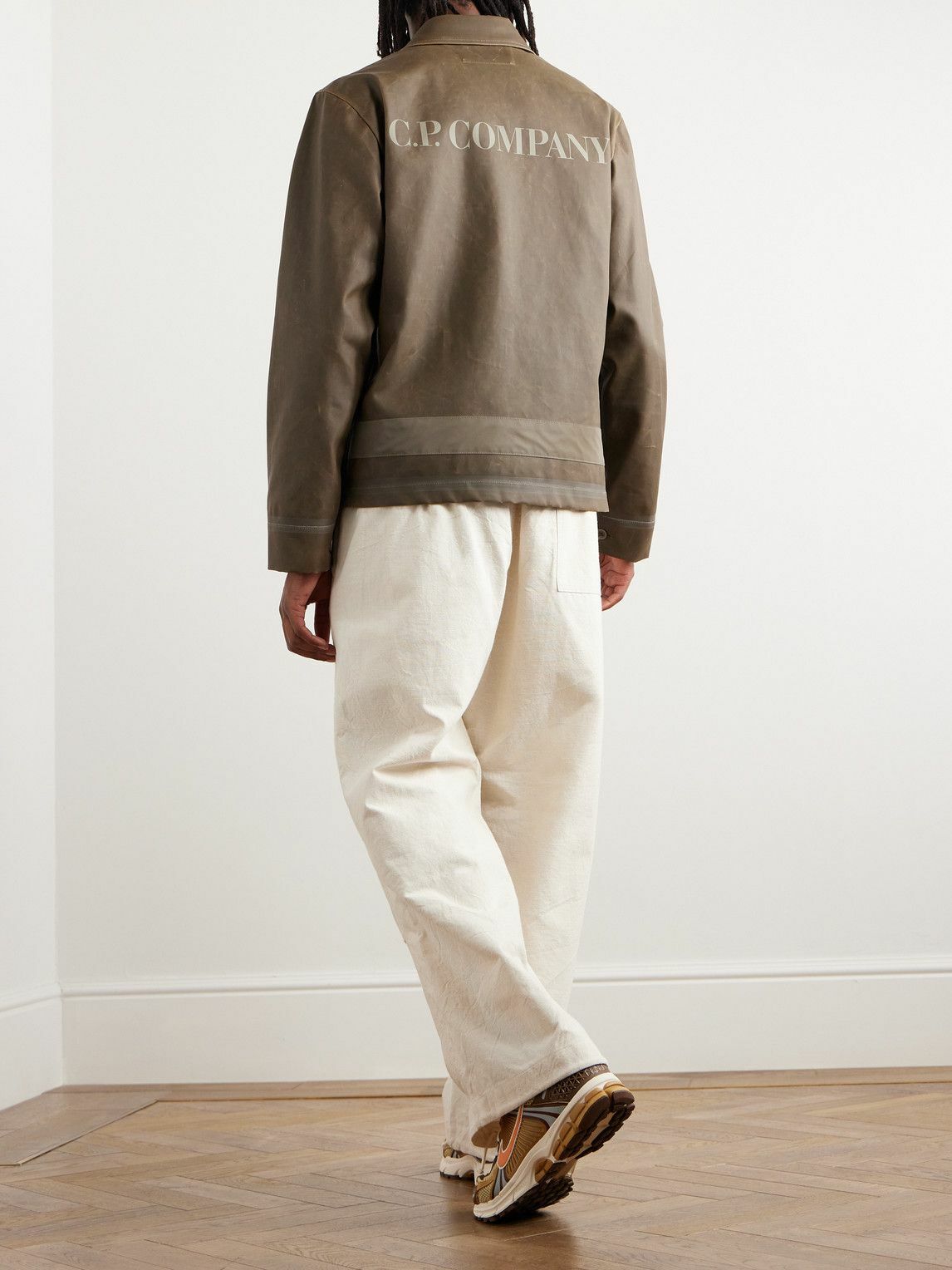 C.P. Company - Toob Distressed Coated-Cotton Jacket - Green C.P.