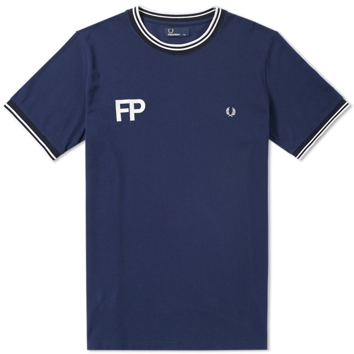 Photo: Fred Perry Logo Tee