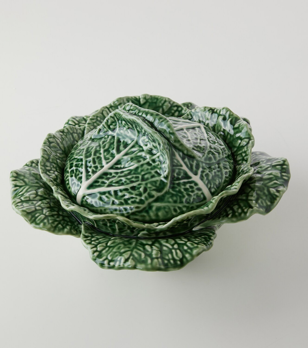 Bordallo Pinheiro Couve ceramic tureen