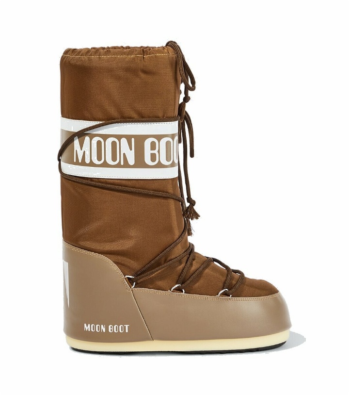 Photo: Moon Boot Icon snow boots