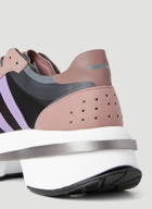 adidas - Esiod Sneakers in Pink