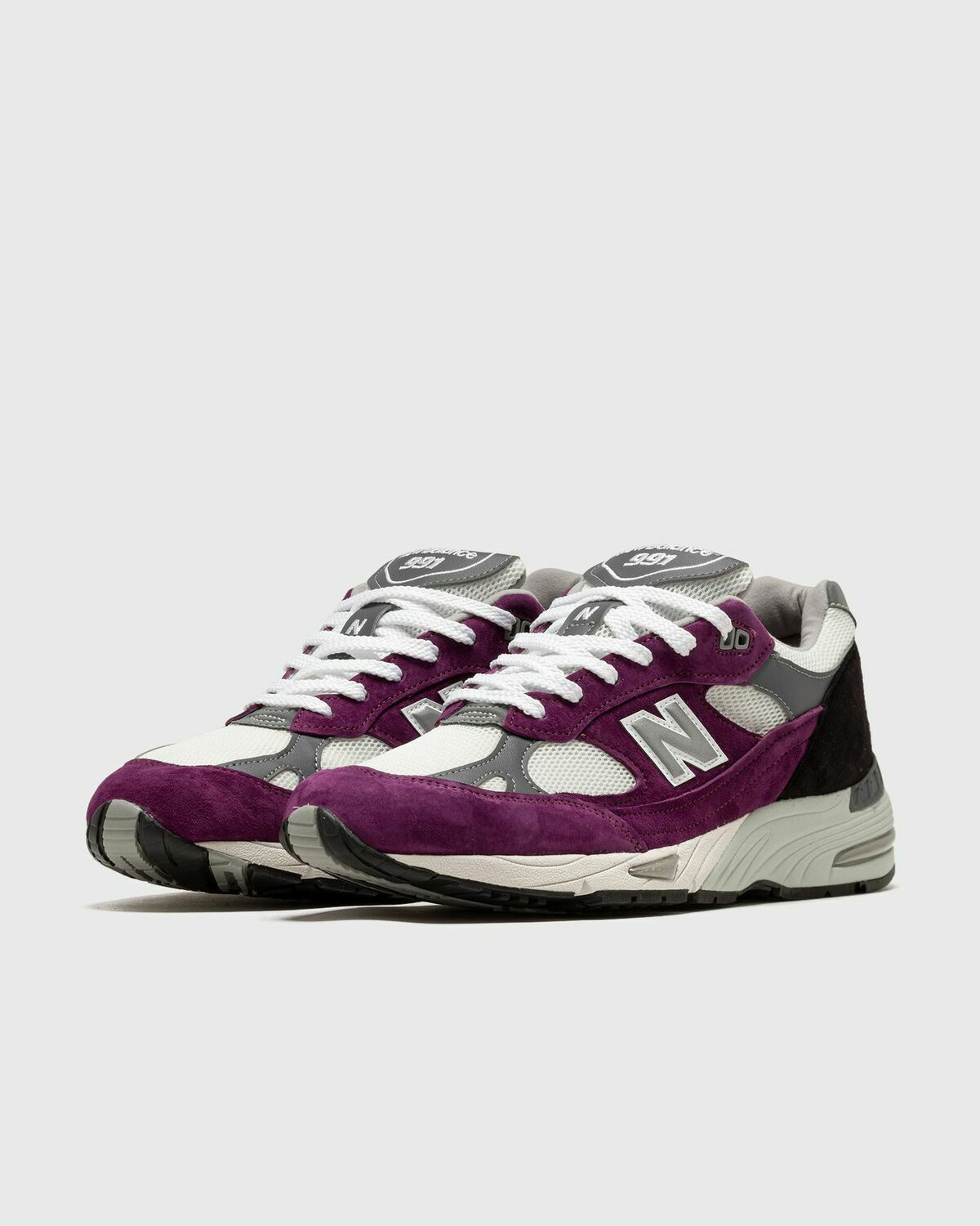 New Balance 991v1 Made In Uk Purple/White Lowtop New Balance