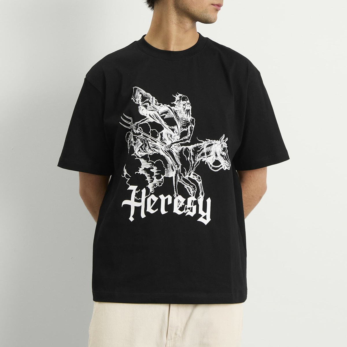 Heresy Men's Pestilence T-Shirt in Black