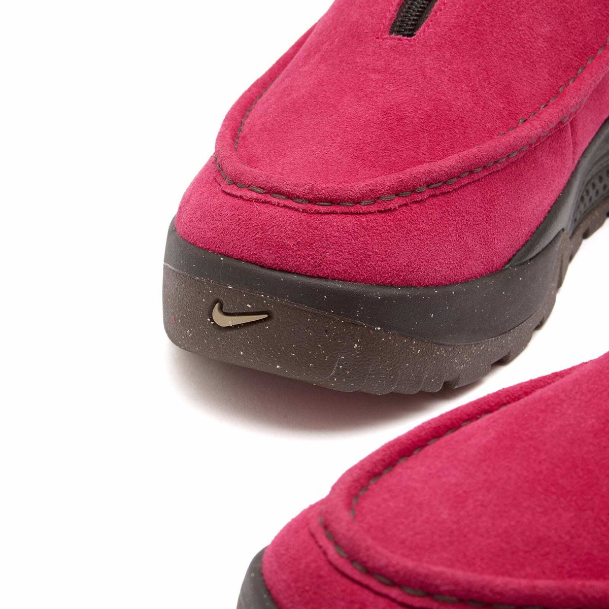 Nike Acg Izy Sneaker in Pink/Khaki/Brown