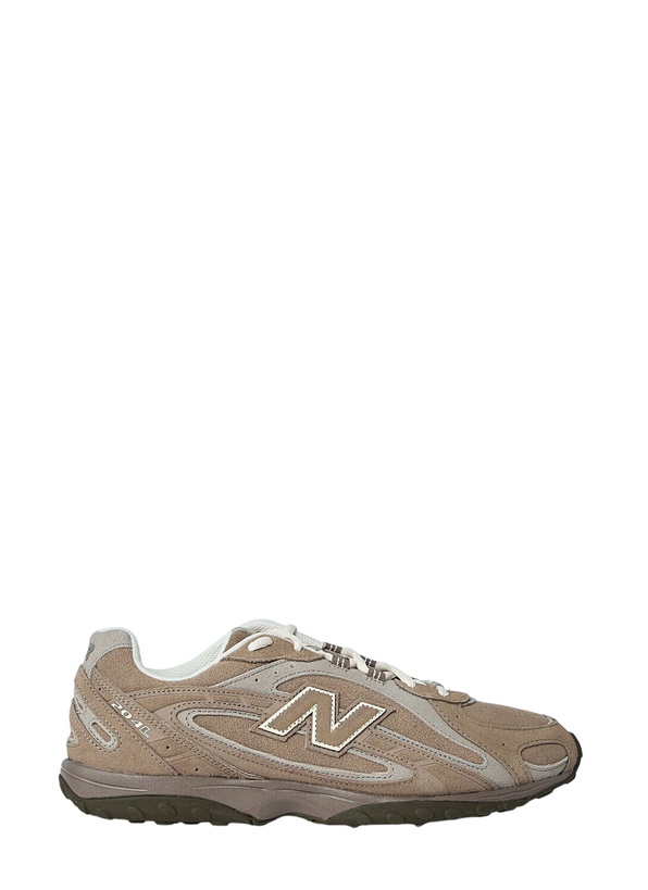 Photo: New Balance 204L Sneakers