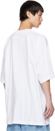 VETEMENTS White Embroidered T-Shirt