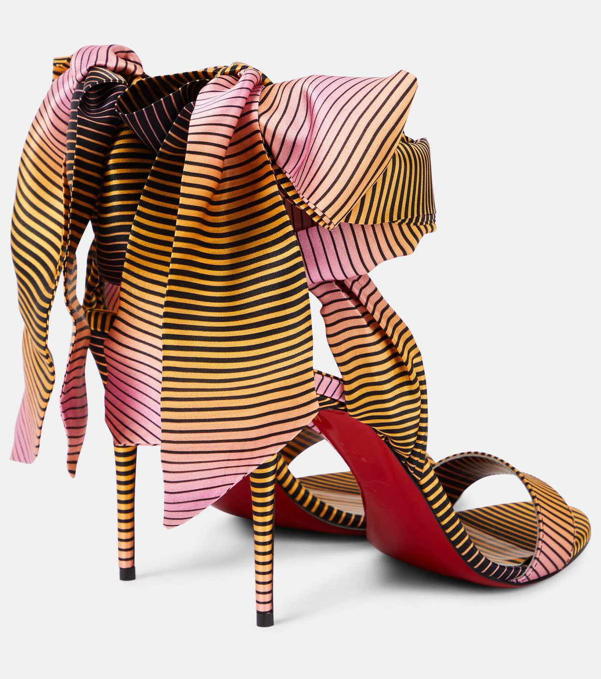 新作*CHRISTIAN LOUBOUTIN*Sandal Du Desert 100 サテンサンダル Christian Louboutin Sandale Du Désert 100 crêpe satin