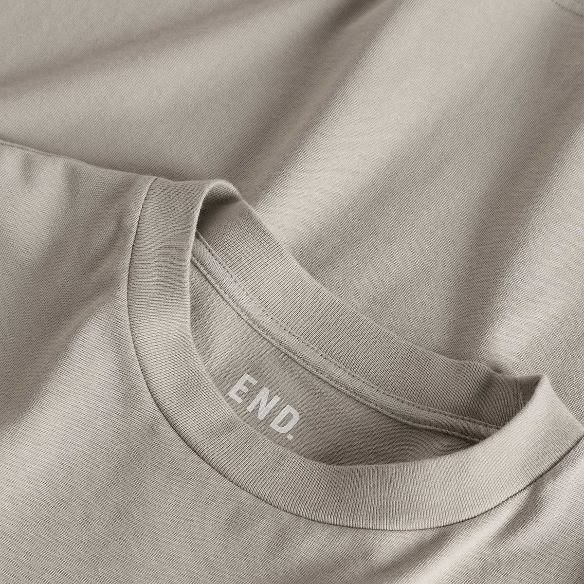 END. Underline T-shirt in Washed Grey