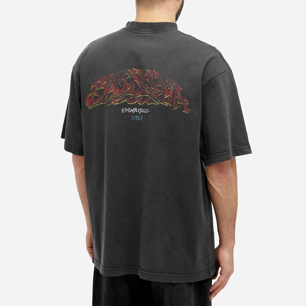 BALENCIAGA バレンシアガ　Offshore Tシャツ Balenciaga Men's Offshore Vintage T-Shirt in Faded Black/Red