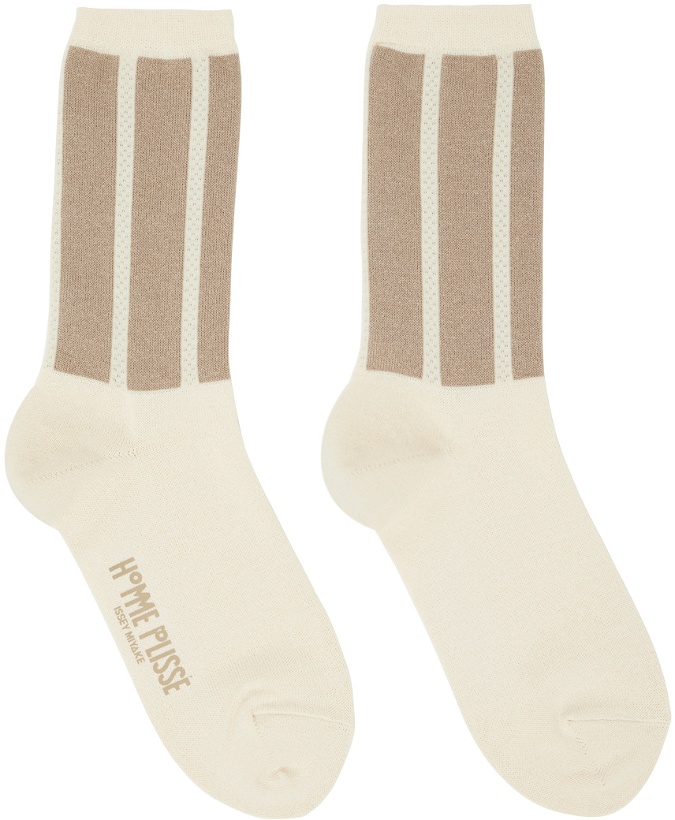 Photo: HOMME PLISSÉ ISSEY MIYAKE Off-White Washi Socks