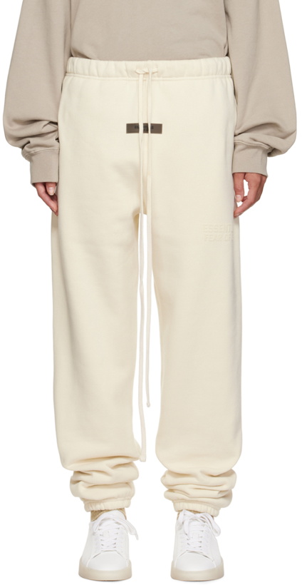 Photo: Fear of God ESSENTIALS Off-White Drawstring Lounge Pants