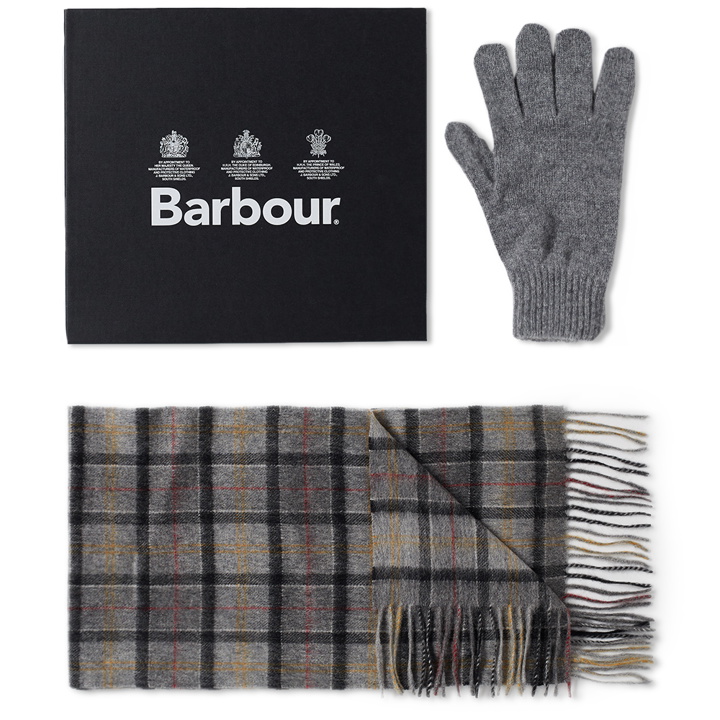 Photo: Barbour Scarf & Glove Gift Box