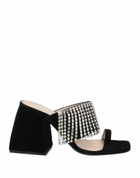 Nodaleto Womens Thong sandal in Black