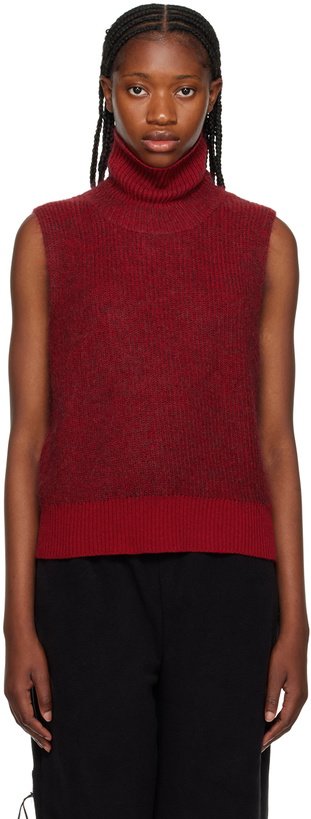 Photo: Soulland Red Eira Vest