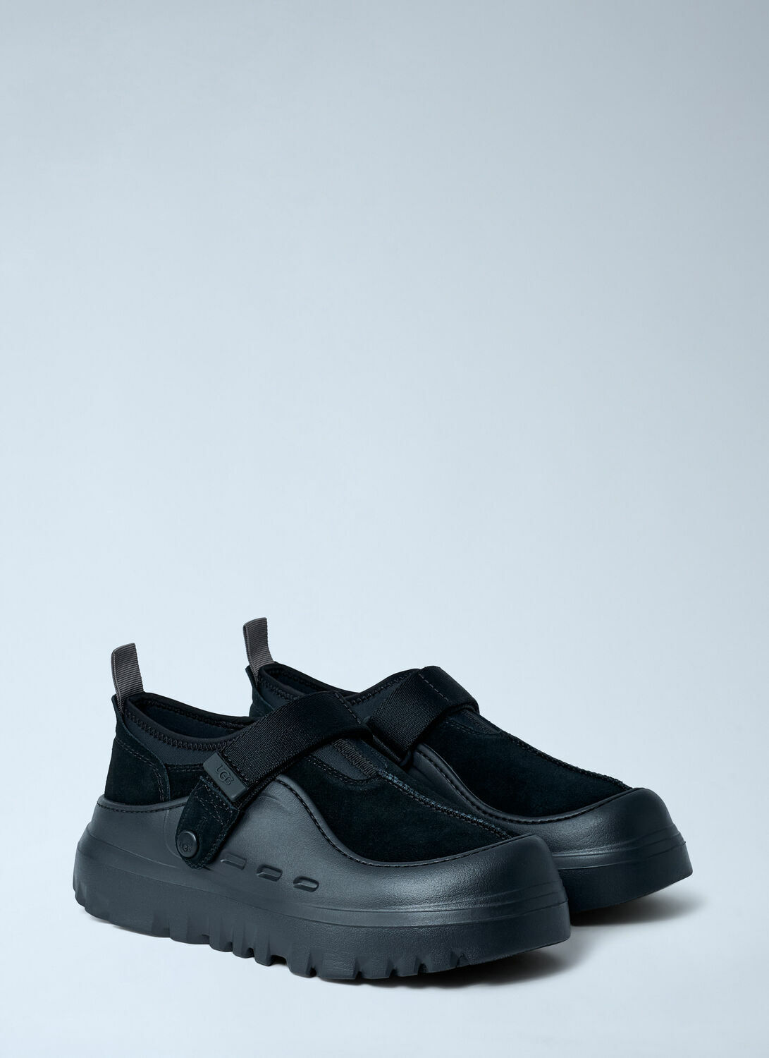 UGG PeakMod Lowcut Sneakers