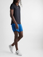 Nike Tennis - NikeCourt Zoom Pro Mesh Tennis Sneakers - White