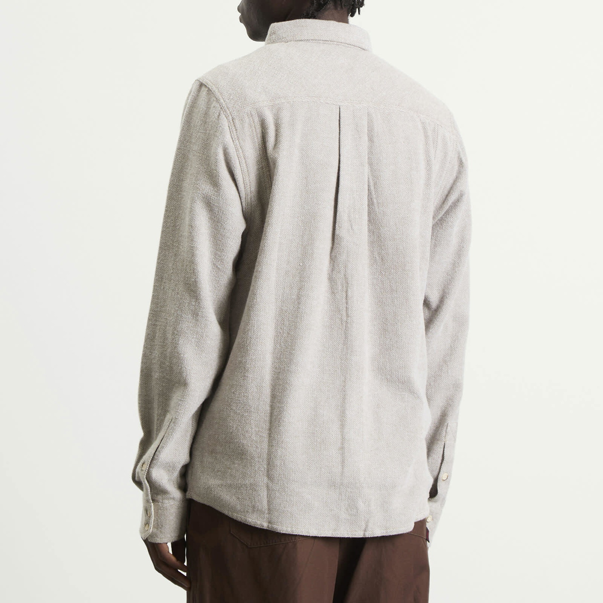 KAVU Men's Langley Herringbone Overshirt in Paper Birch