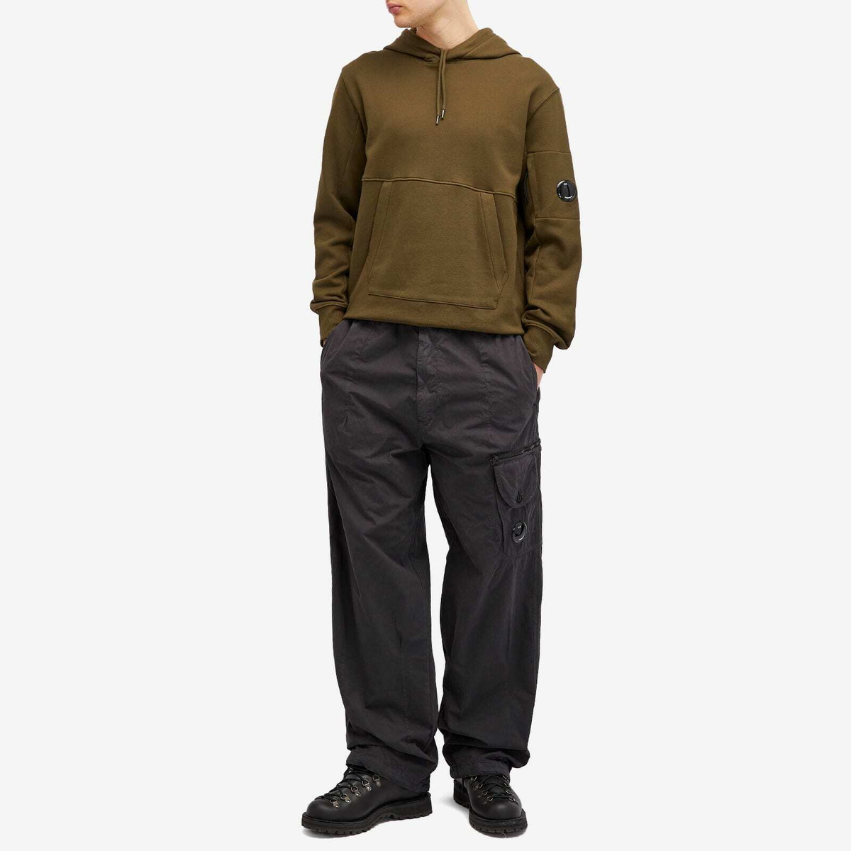 C.P. Company Men's Microreps Relaxed Cargo Pants in Black