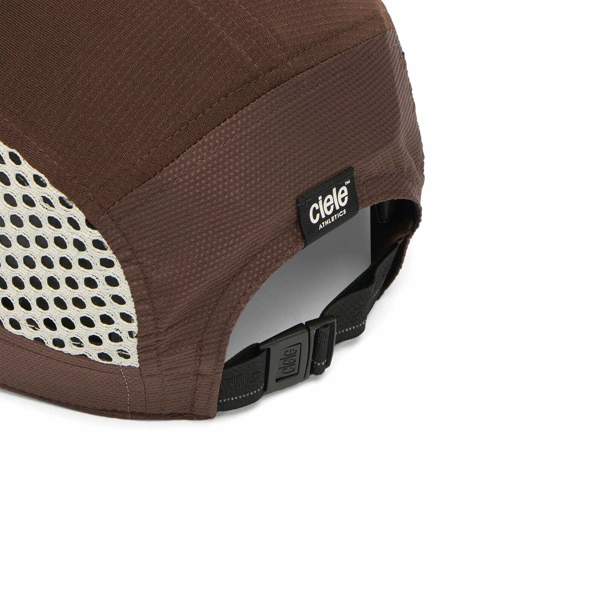 Ciele Athletics Men's Ciele Go EQ Side Panel Cap in Oak