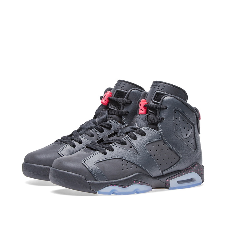 Photo: Nike Air Jordan 6 Retro GS