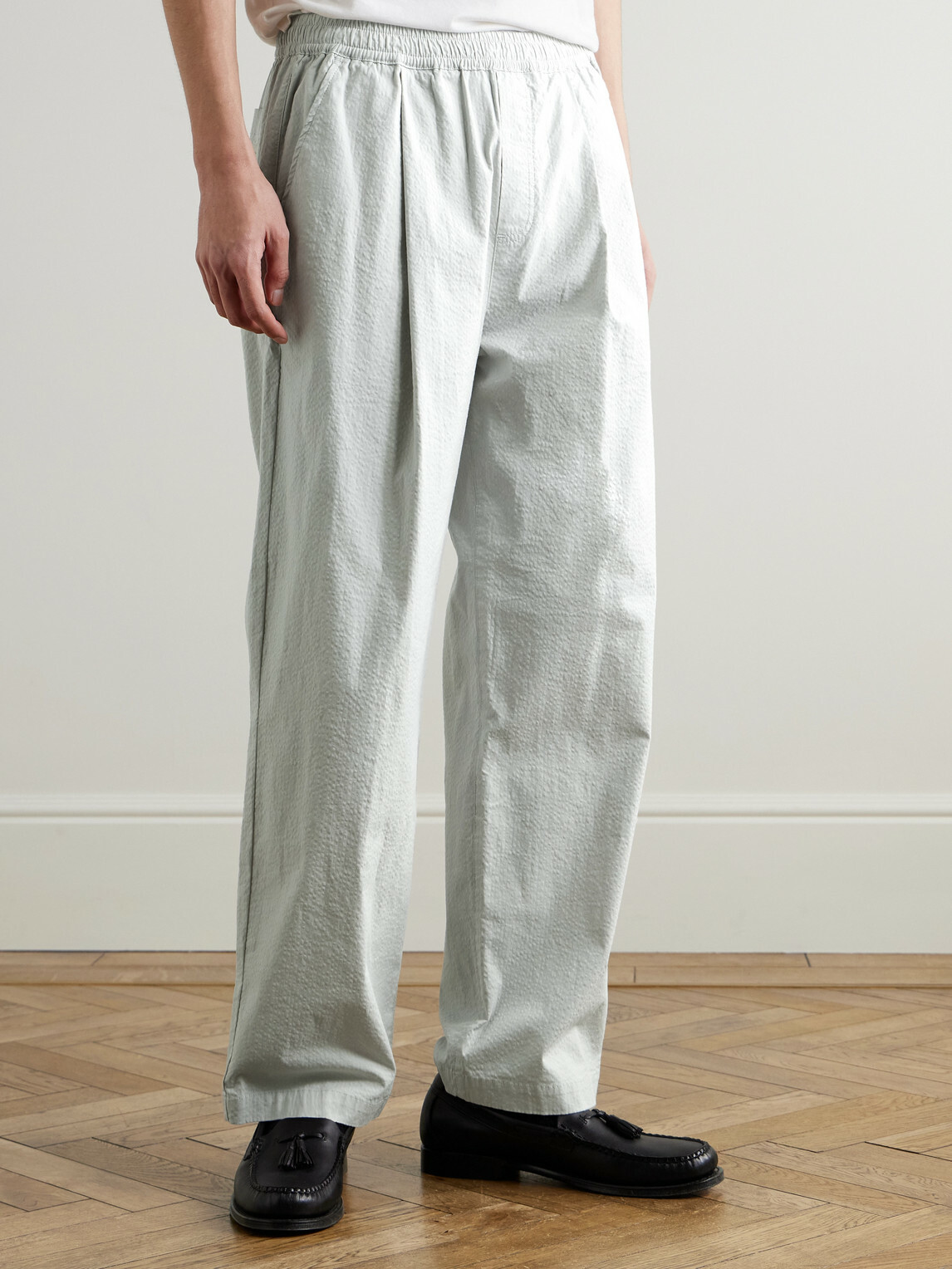 Folk - Straight-Pleated Cotton-Blend Seersucker Trousers - Gray