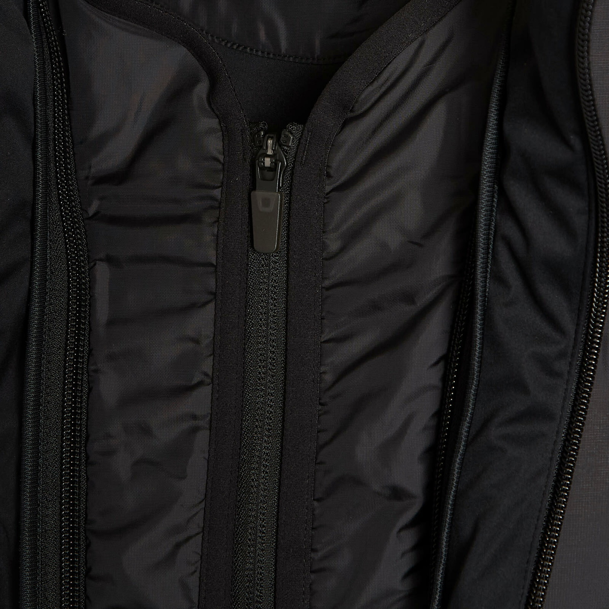 Nike ISPA Adapt Air Jacket in Black