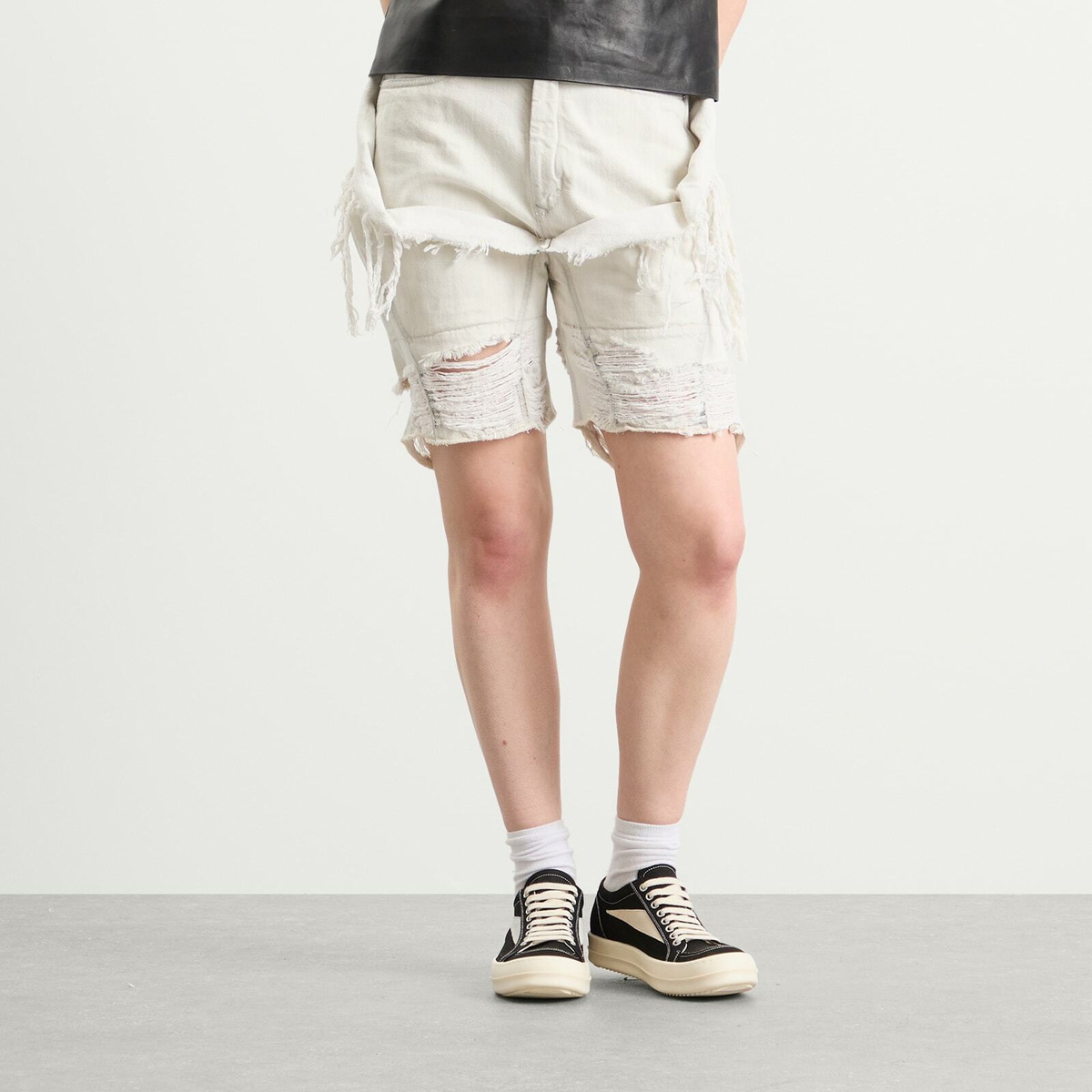 Rick Owens DRKSHDW Women's Slivered Tight Cut Off Jean Shorts in Milk Wash