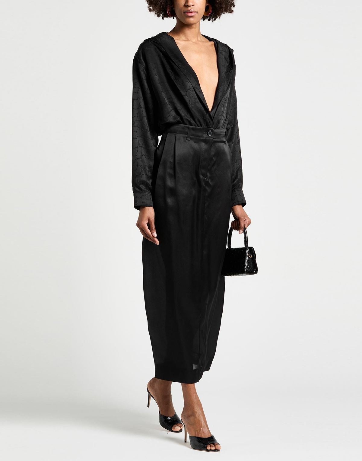 Khaite Womens Maxi skirt in Black