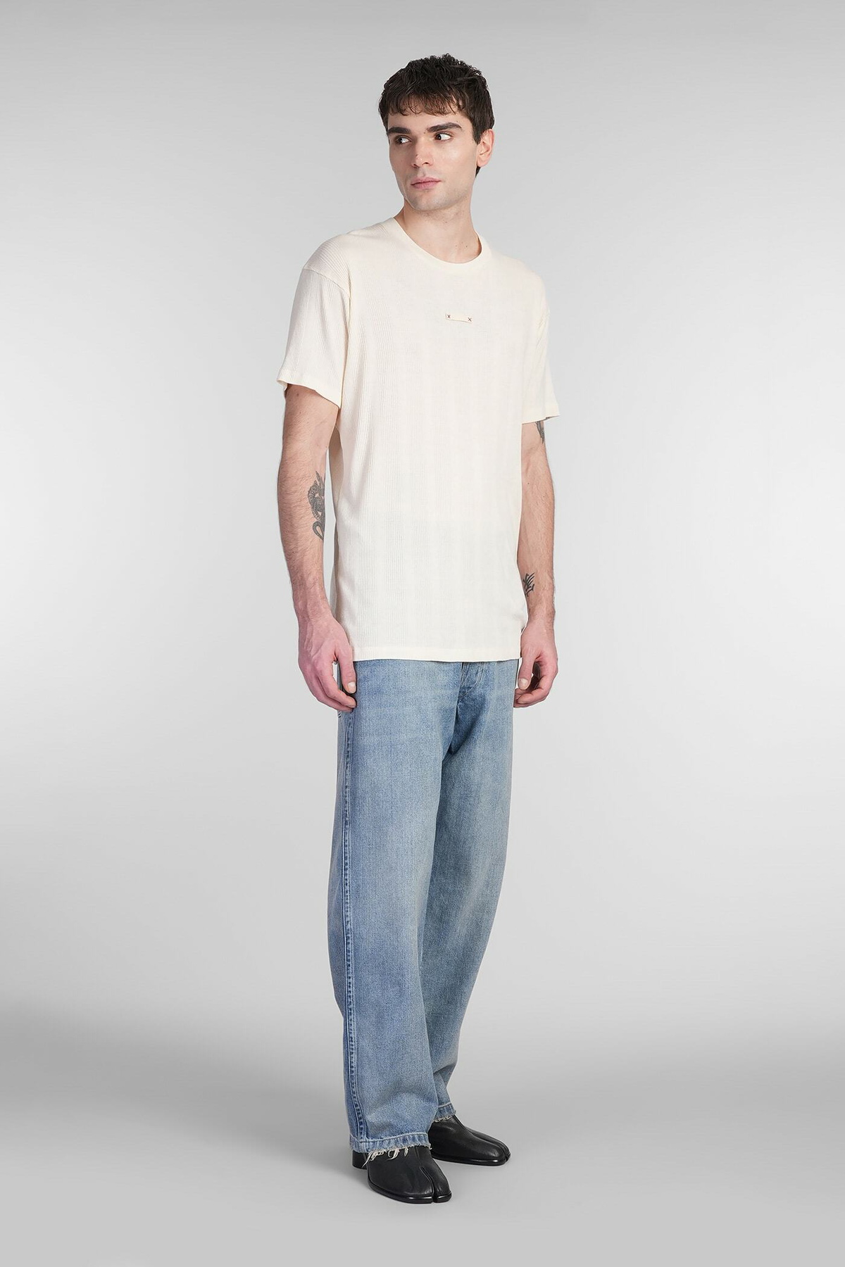 Tシャツ・カットソー MAISON MARGIELA Logo T-shirt Beige Maison Margiela - Embroidered Logo T-Shirt | HBX - Globally