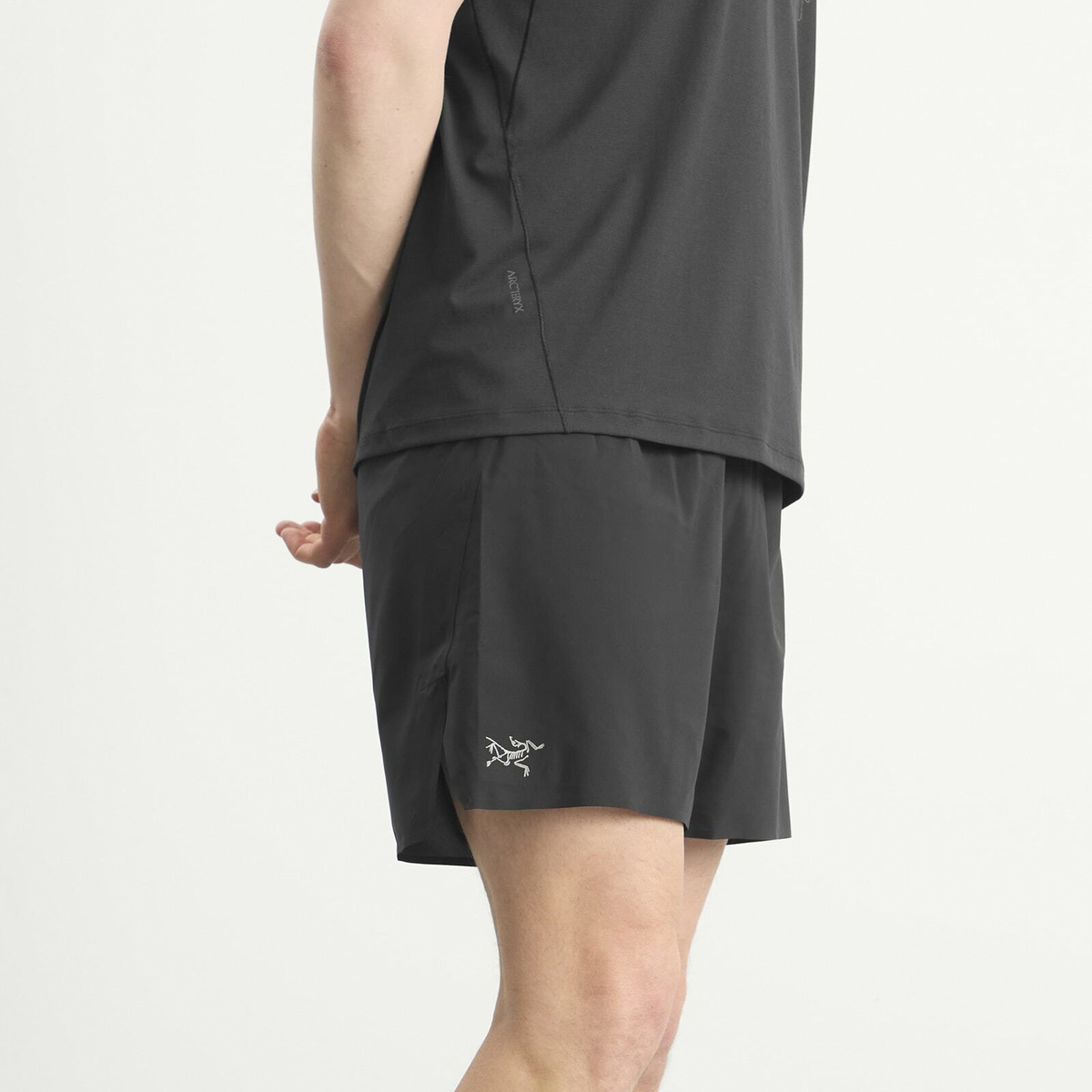 Arc'teryx Men's Norvan Liner 7" Shorts in Black