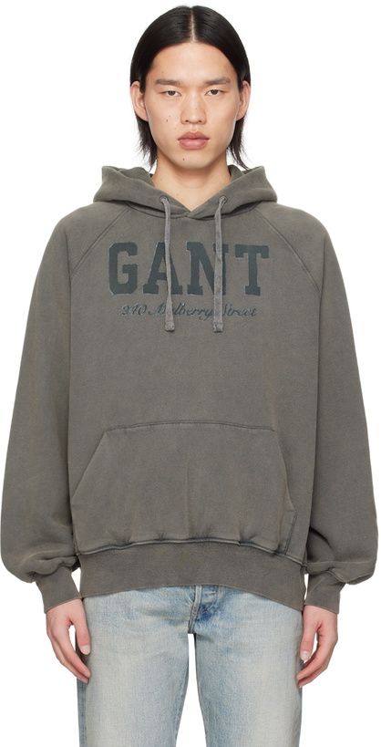 Photo: GANT 240 MULBERRY STREET Black Pilling Hoodie