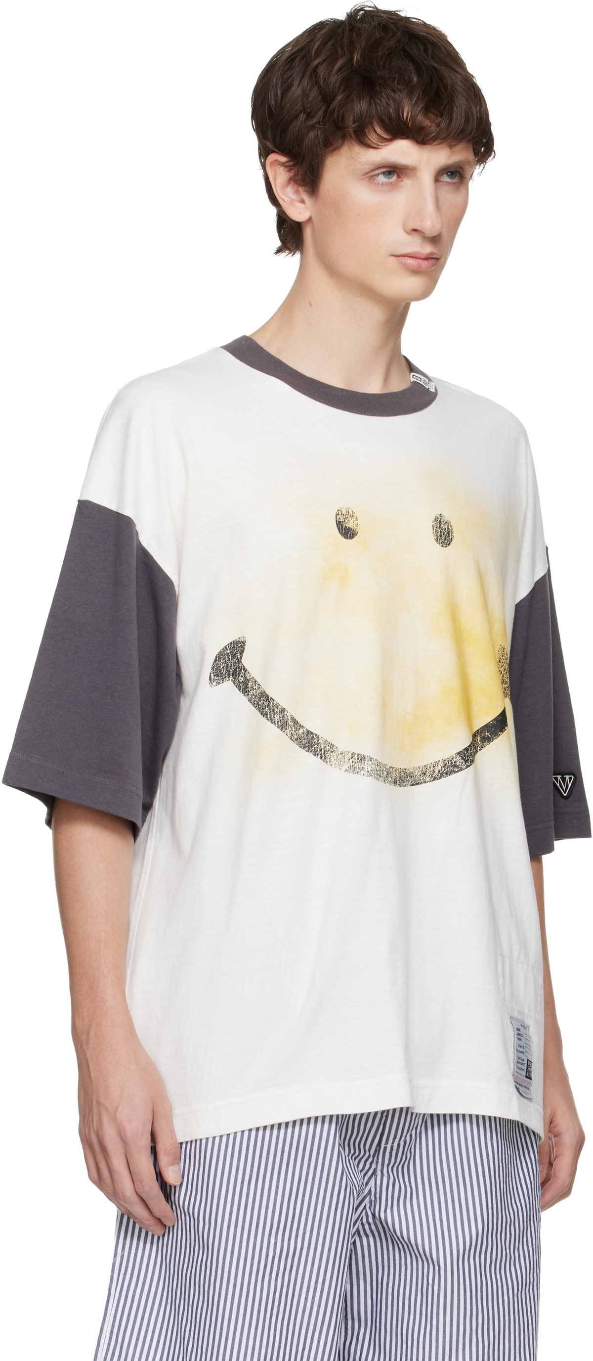 Maison Ringer Maison MIHARA YASUHIRO White & Gray Smily Face Printed Ringer T-shirt ...