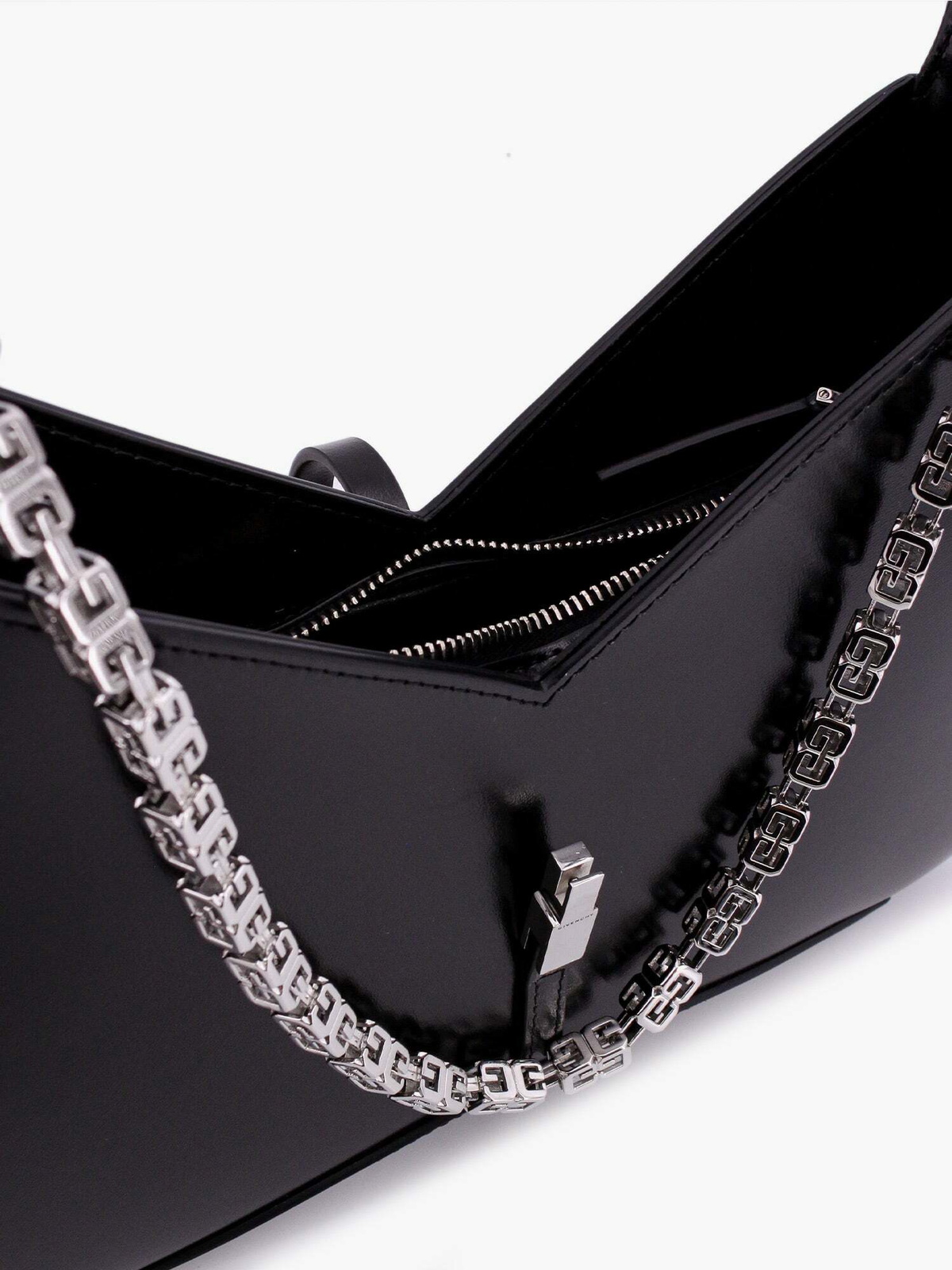 【関税込み】Givenchy ブラック カットアウト フーディ Givenchy Small Cut Out Bag in 4G Embroidery with Chain