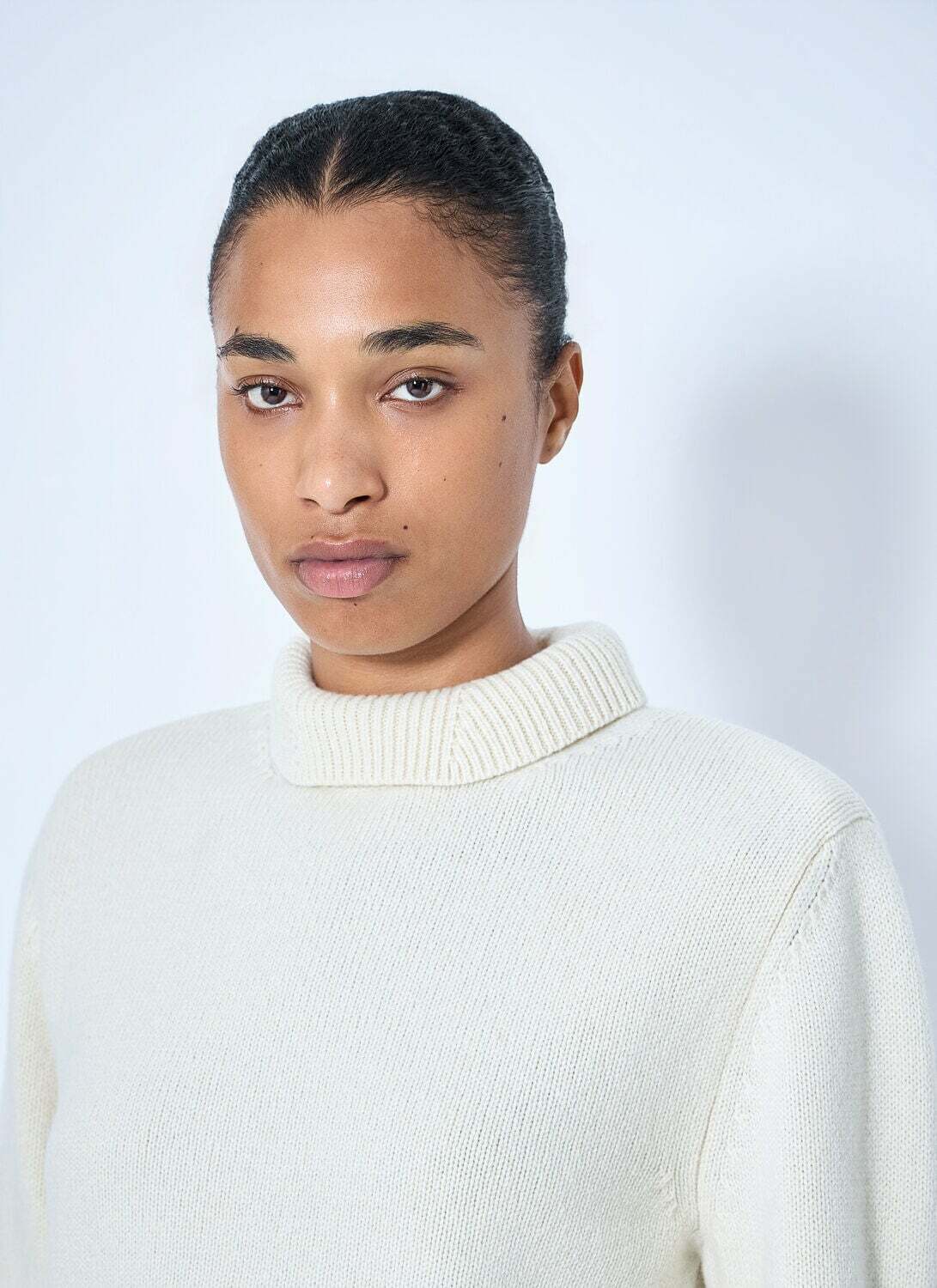 RÓHE Statement Shoulder Cropped Turtleneck