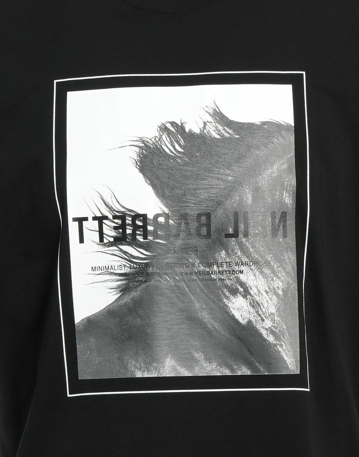 Neil Barrett Mens T-shirt in Black