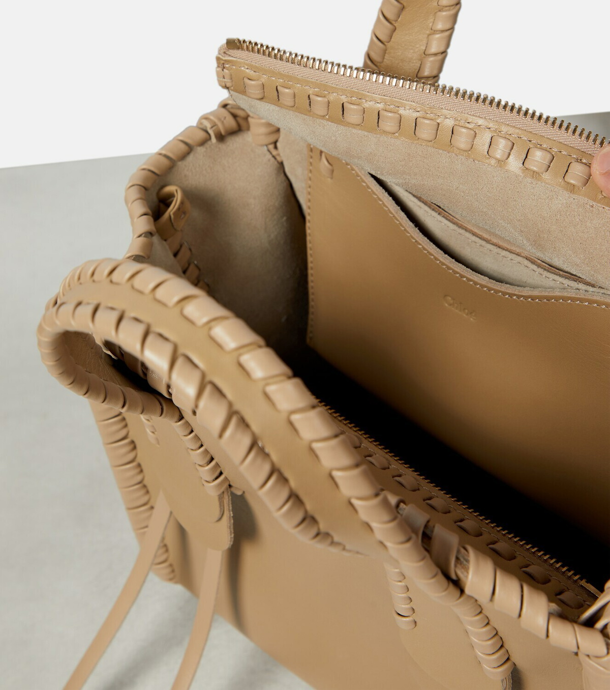 outlet【Chloe】Mony☆Chocolate レザー Small トートバッグ Chloé Mony Small leather tote bag Chloe
