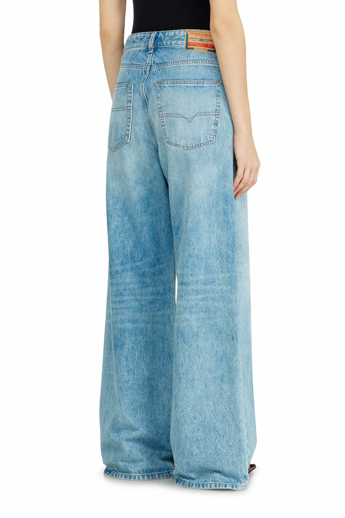 Diesel Relaxed Jeans Low Waist 1996 D-Sire, Light blue, Button fly