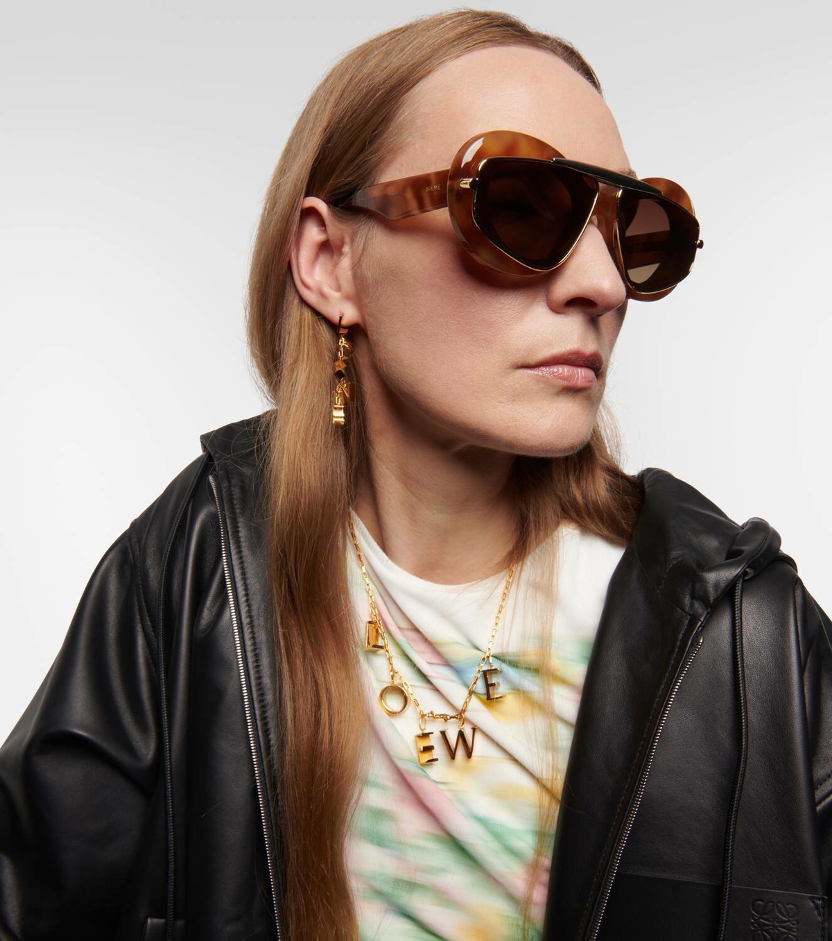【関税込み】LOEWE ブラウン Eagle Wings サングラス LOEWE: Brown Eagle Wings Sunglasses | SSENSE Canada