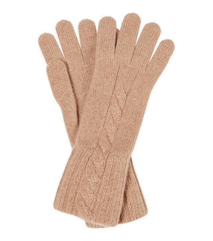 Photo: Loro Piana Napier cashmere gloves