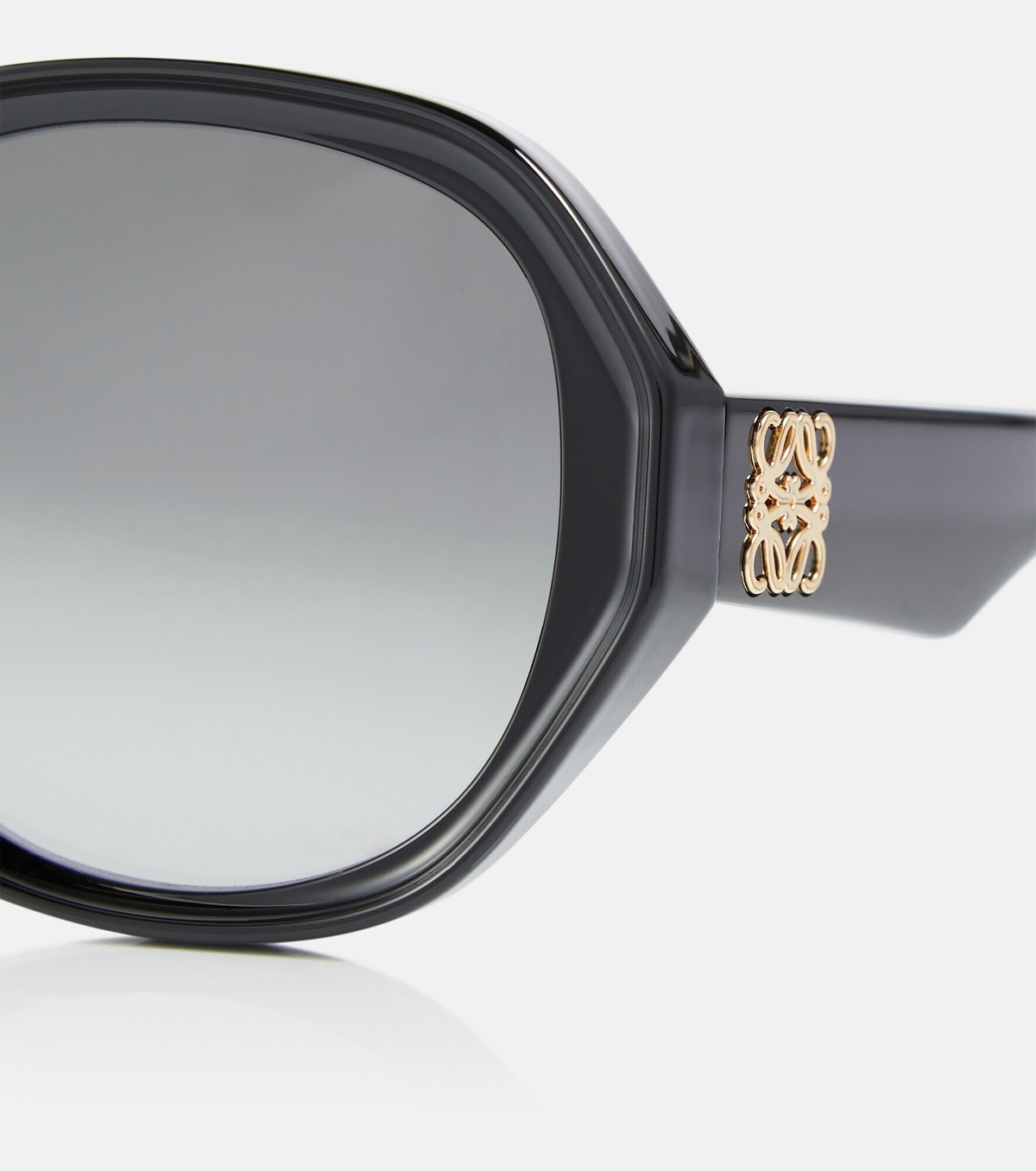 Loewe Anagram Round Sunglasses Loewe 3857