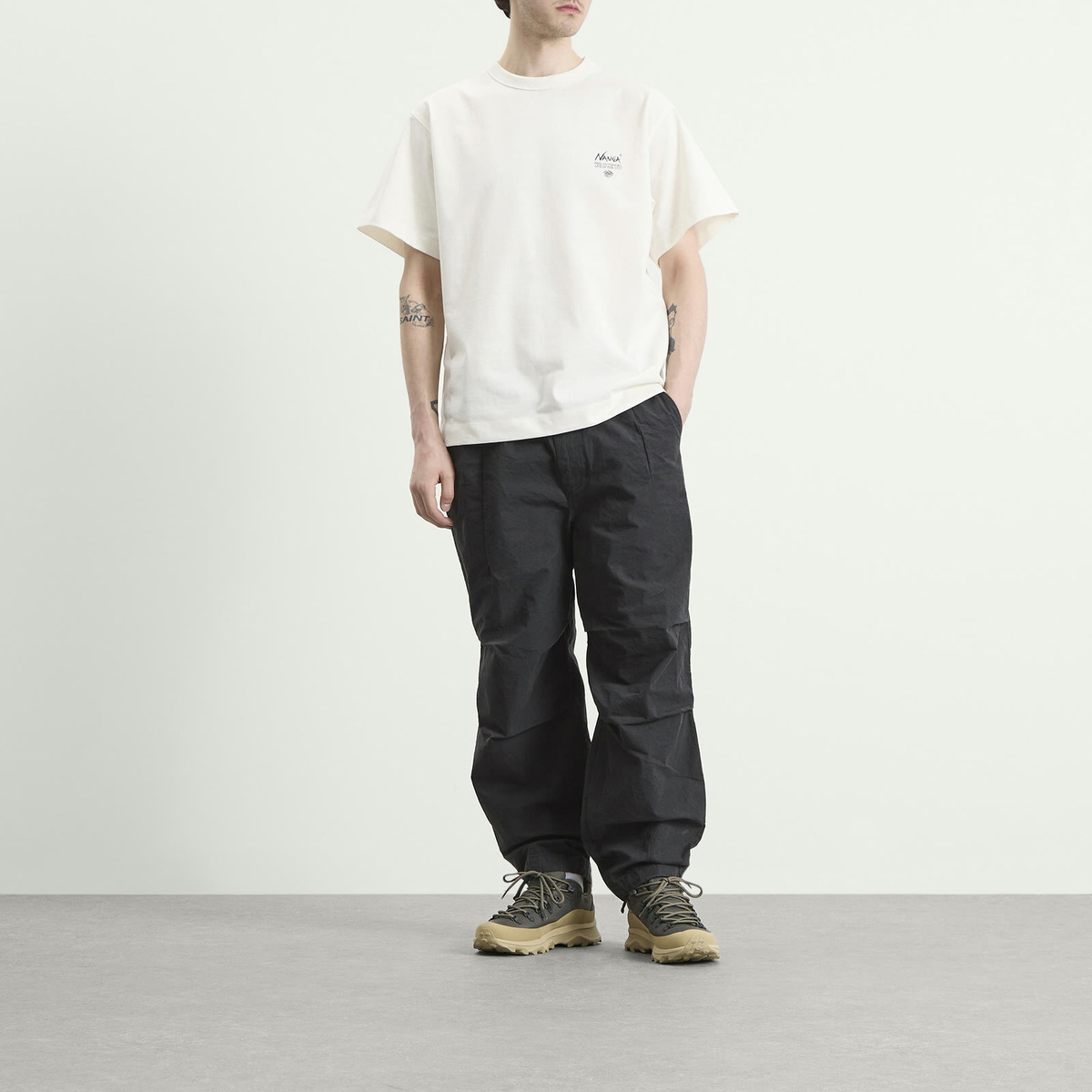 NANGA Men's Dry Cotton Easy Trousers in Black