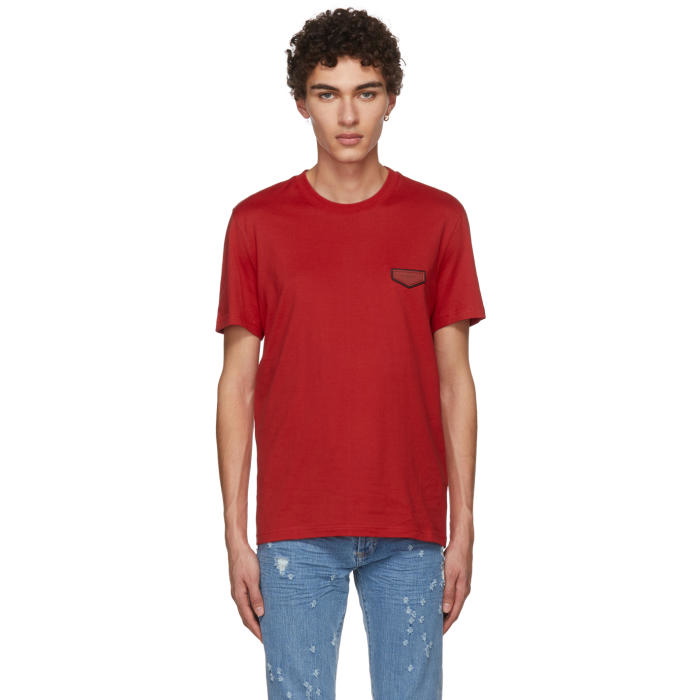 Photo: Givenchy Red Antigona Logo Patch T-Shirt