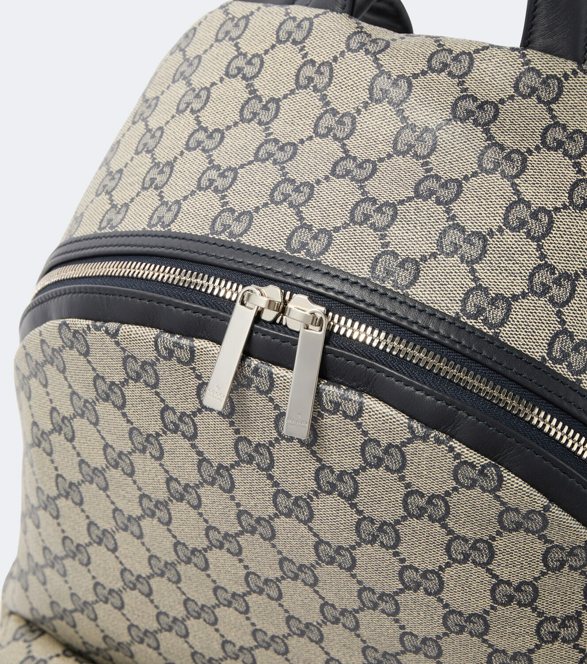Gucci Gucci Essence Classic Medium GG Canvas backpack