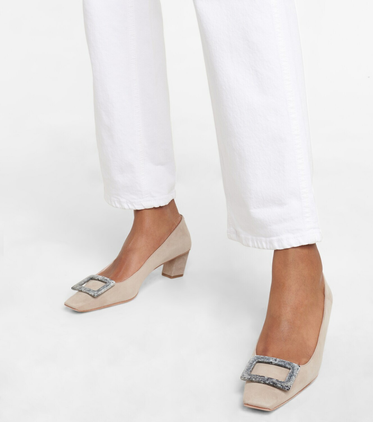 パンプス ROGER VIVIER BELLE VIVIER TOBACCO SUEDE DECOLLETTE ROGER VIVIER Belle Vivier 45 embellished suede pumps | NET-A