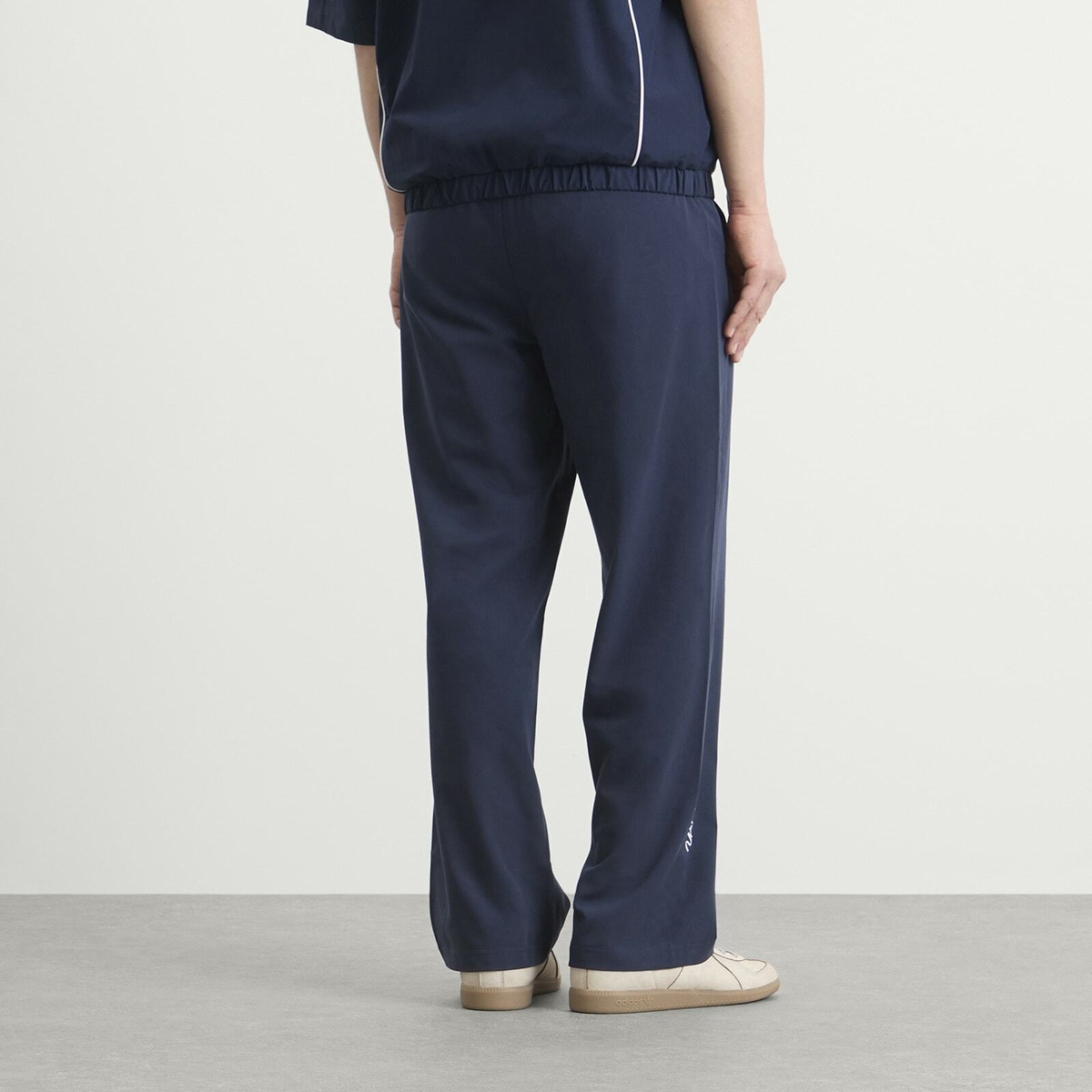 Malbon Men's Magnolia Coolcore Pant in Navy