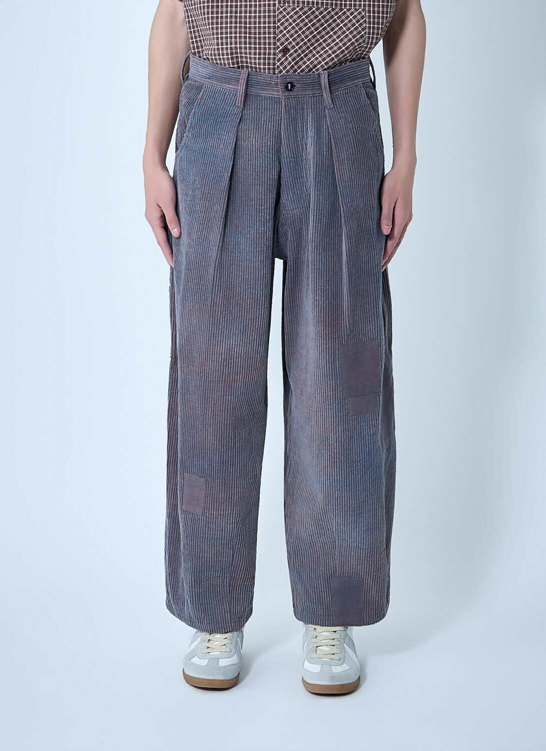 Story mfg. Lush Corduroy Cotton Carpenter Trousers