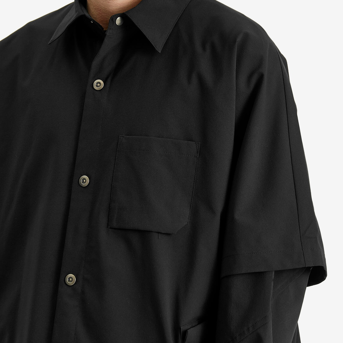 Poliquant Men's Multiple Pockets Short Sleeve Shirt in Black