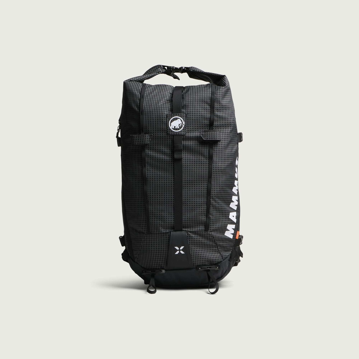 Mammut Men's Trion 28 Backpack in Black