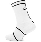 Nike Tennis - NikeCourt Essentials Cushioned Dri-FIT Tennis Socks - White