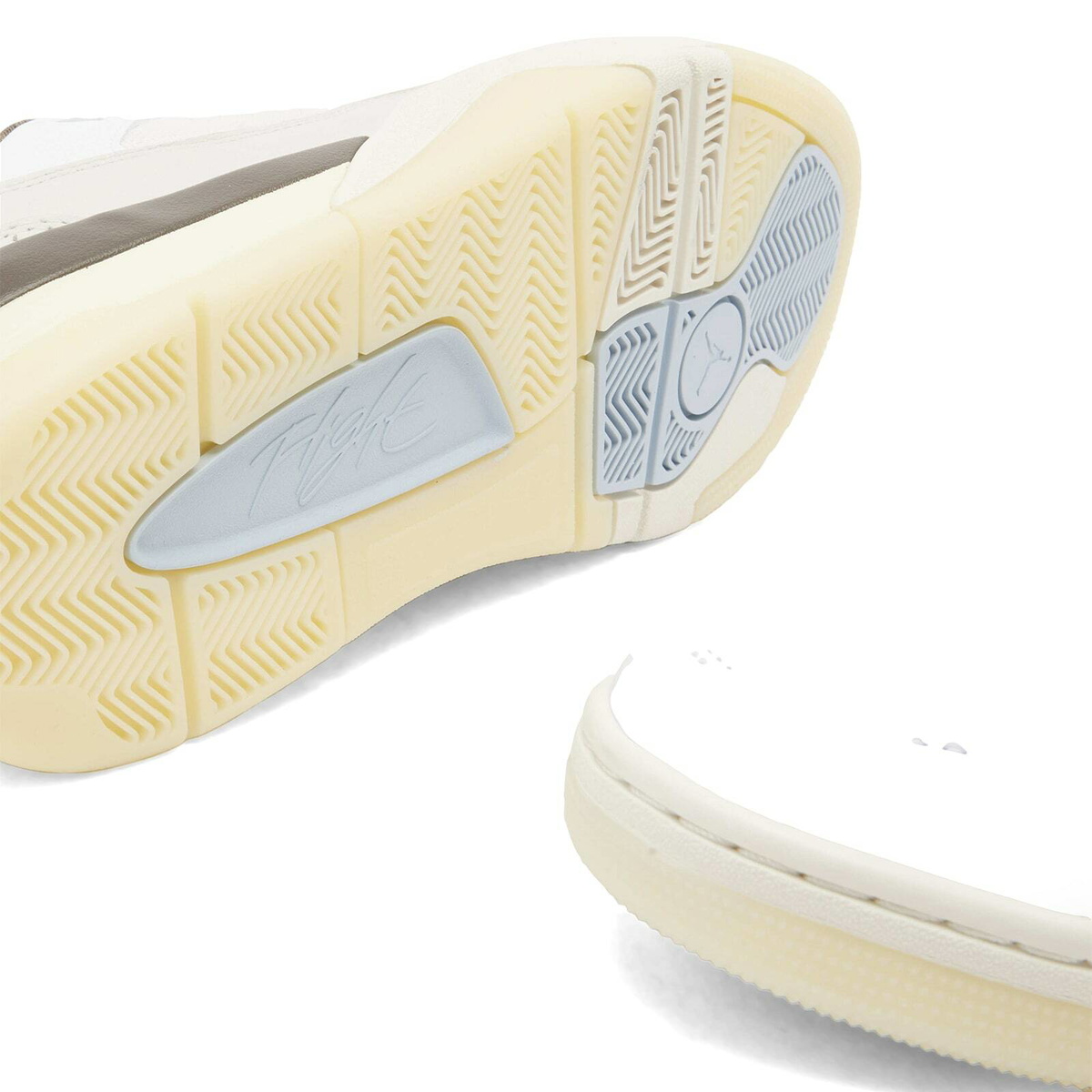 Air Jordan Flight Court in White/Blue/Ironstone